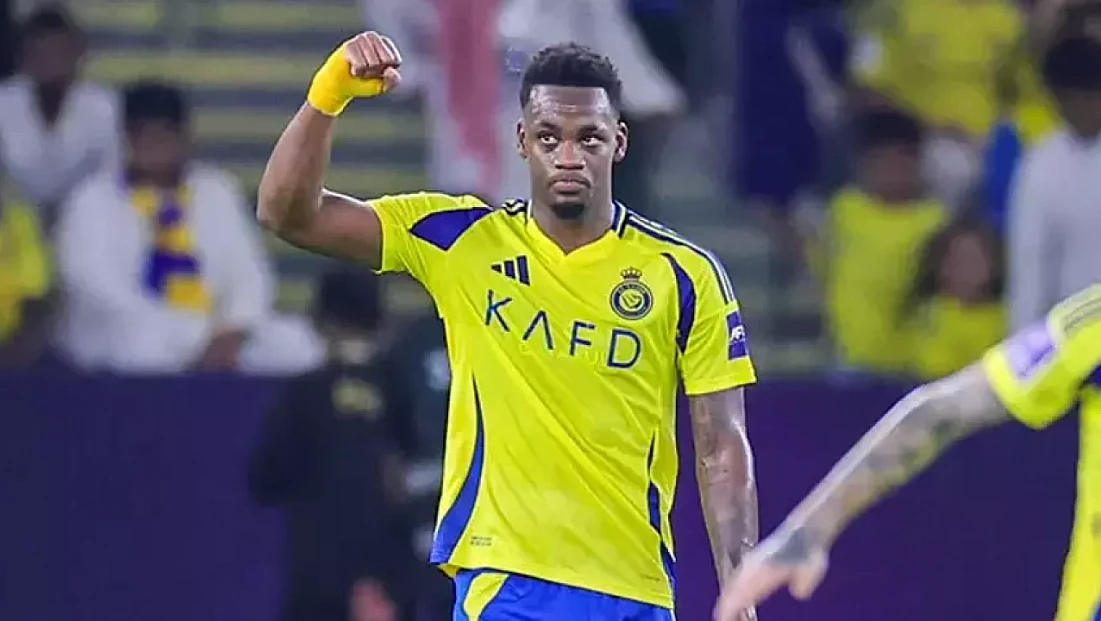 Fenerbahçe'den beklenen  transfer: Jhon Duran'ın uçağı İstanbul'a geliyor.