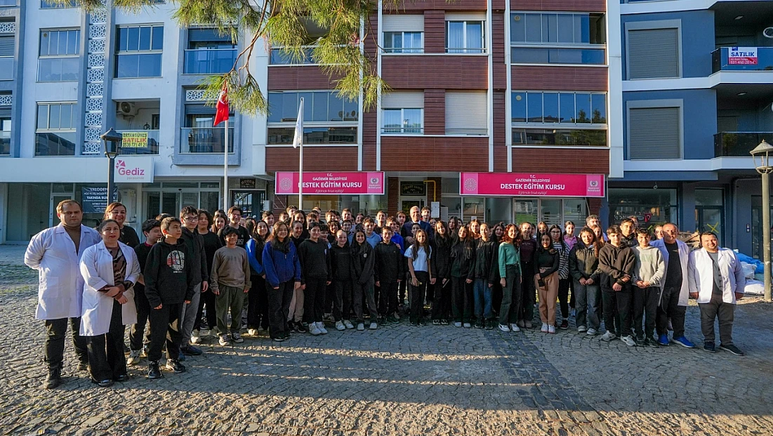 Gaziemir Belediyesi’nden öğrencilere ücretsiz eğitim desteği