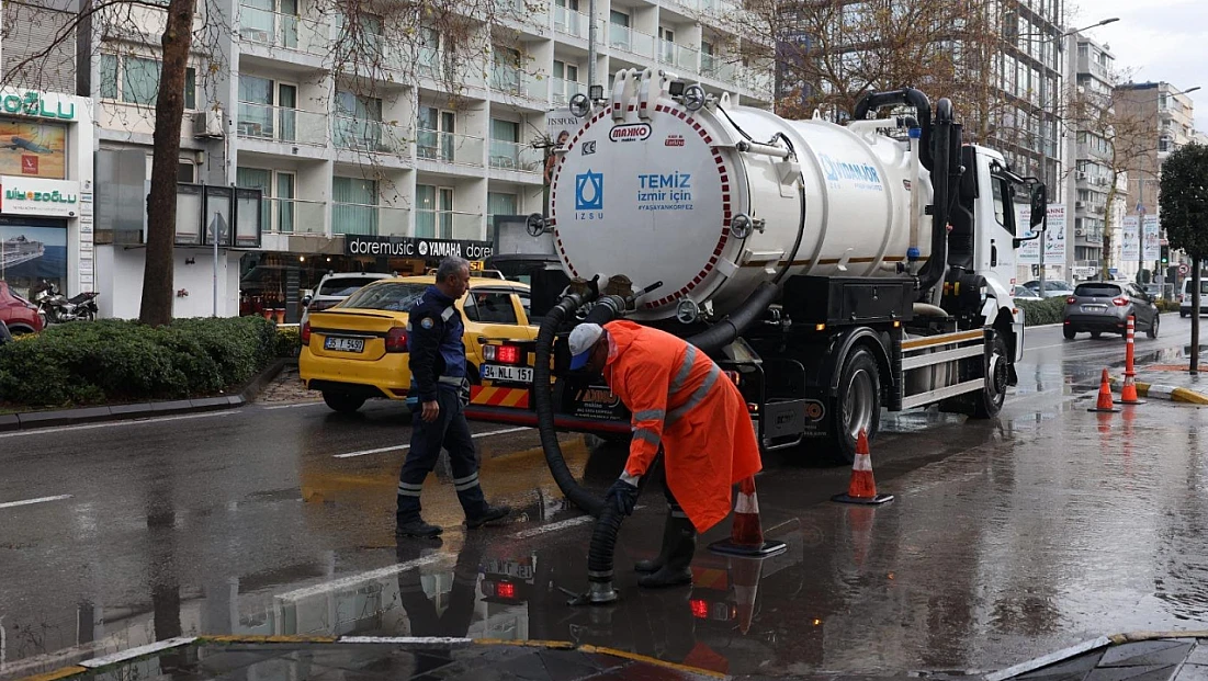 İzmir Büyükşehir Belediyesi sağanak yağışa karşı teyakkuzda