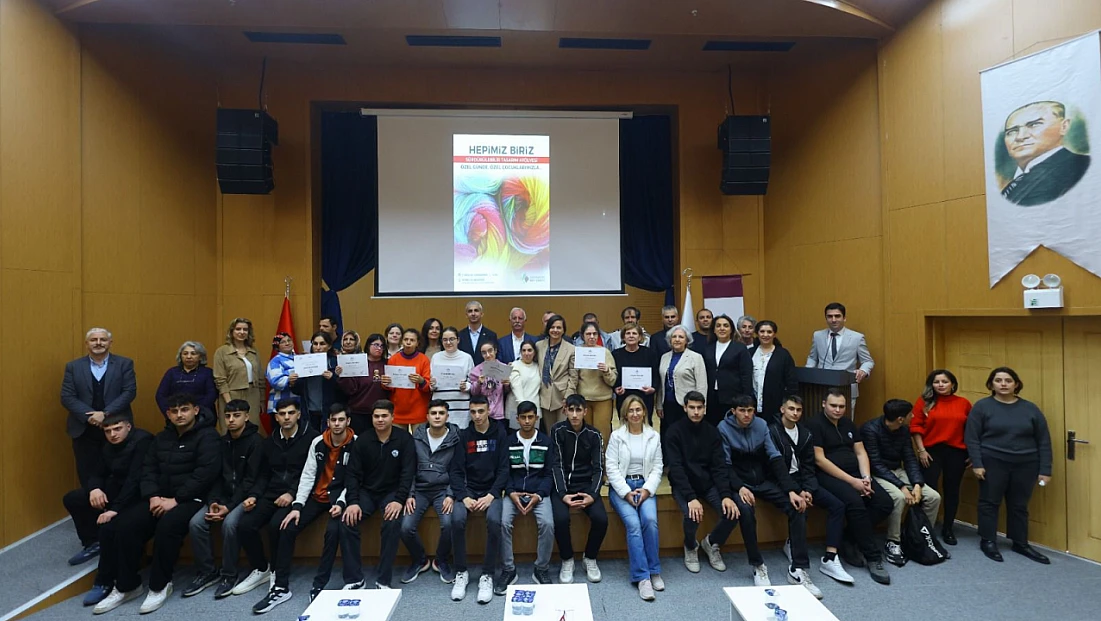 Karabağlar’da engeller tasarımla aşıldı