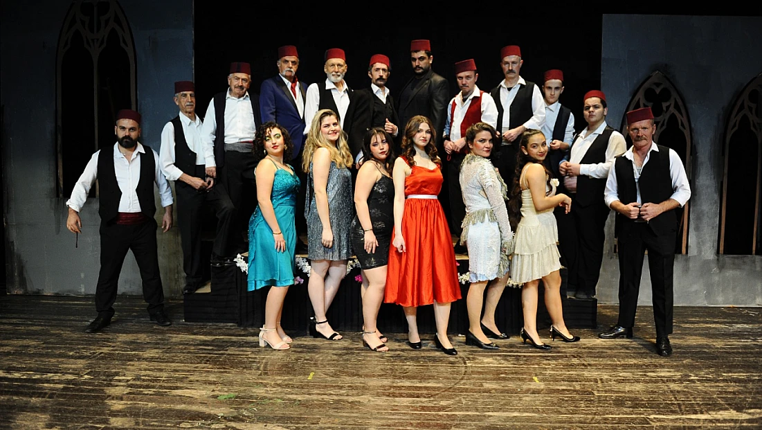 Karşıyaka Belediye Tiyatrosu’ndan sezona iki yeni oyun