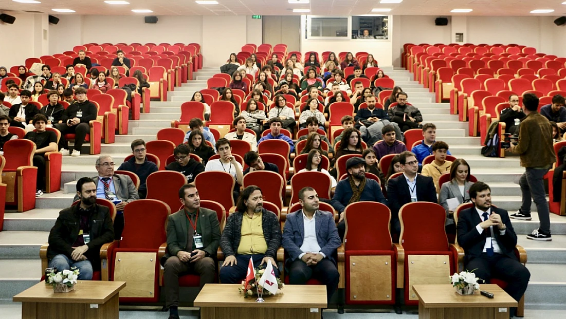 Öğrenciler yapay zeka ile su ve atık yönetimi çözümleri geliştirdi