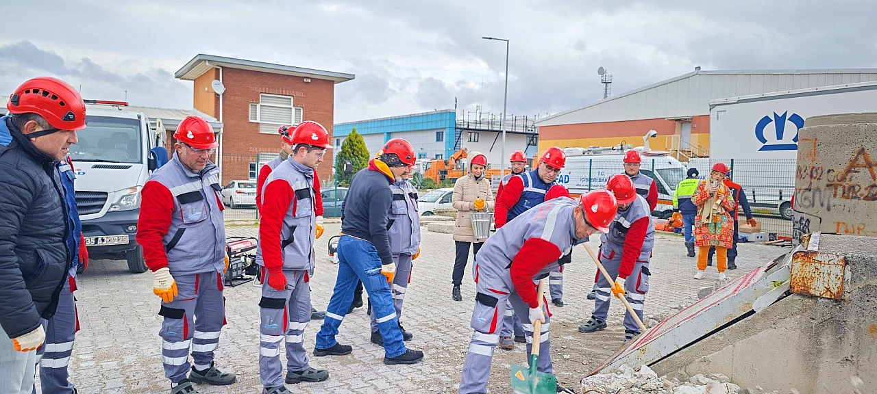 Seferihisar Belediyesi arama kurtarma ekibi, AFAD akreditasyon sertifikası aldı