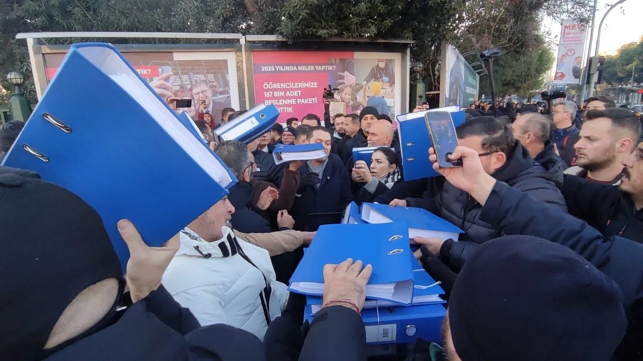 Martı TAG, paylaşımlı yolculuk talebiyle 48 bin imzayı UKOME'ye sundu