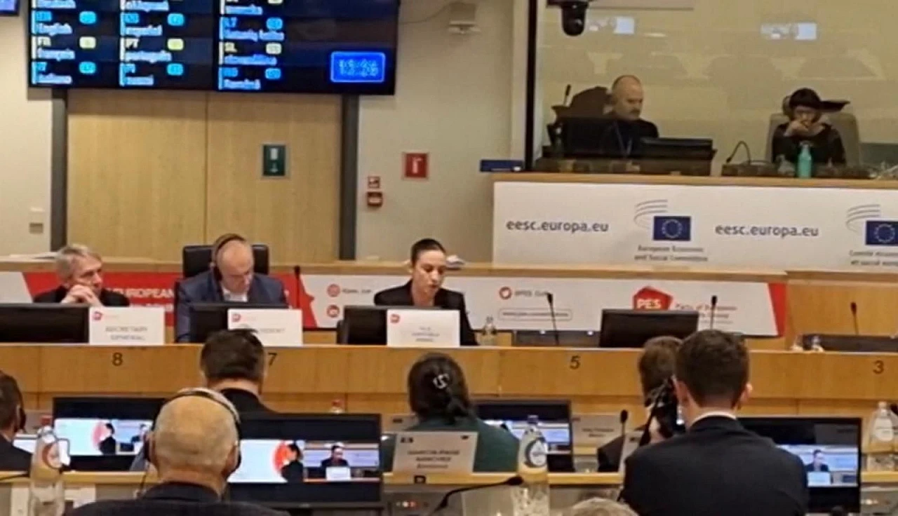 Başkan Sengel Brüksel'de konuştu: 'Her zor kışın ardından bahar gelir'