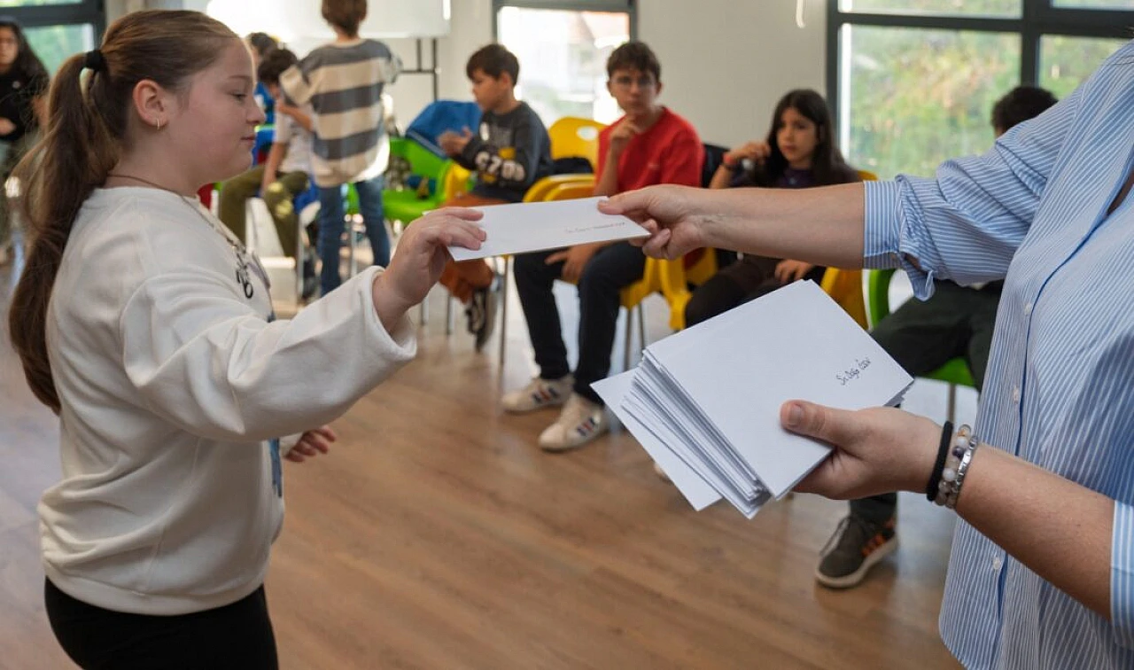 İzmir Büyükşehir Belediyesi çocuk meclisi göreve başladı