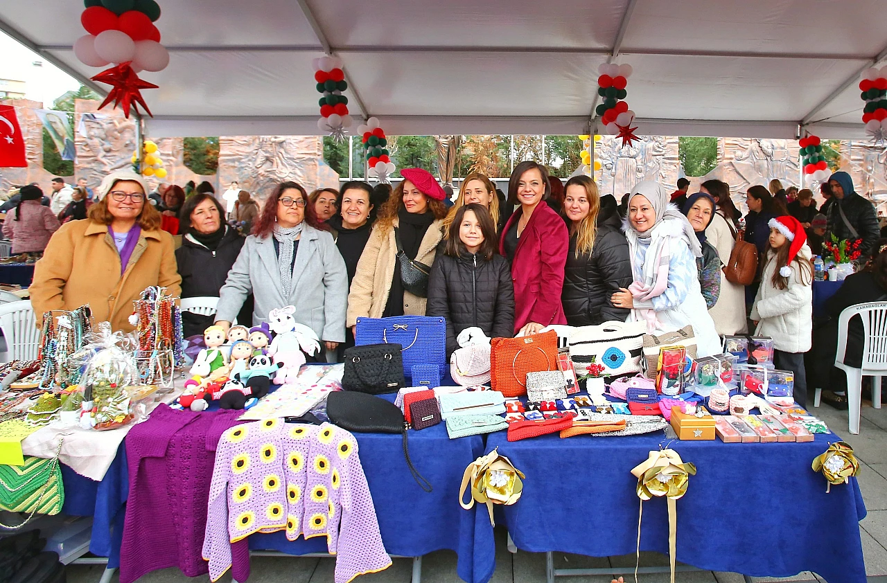 Karabağlar 2026'ya hazırlanıyor: Yılbaşı panayırı beş gün boyunca coşku yaşatacak