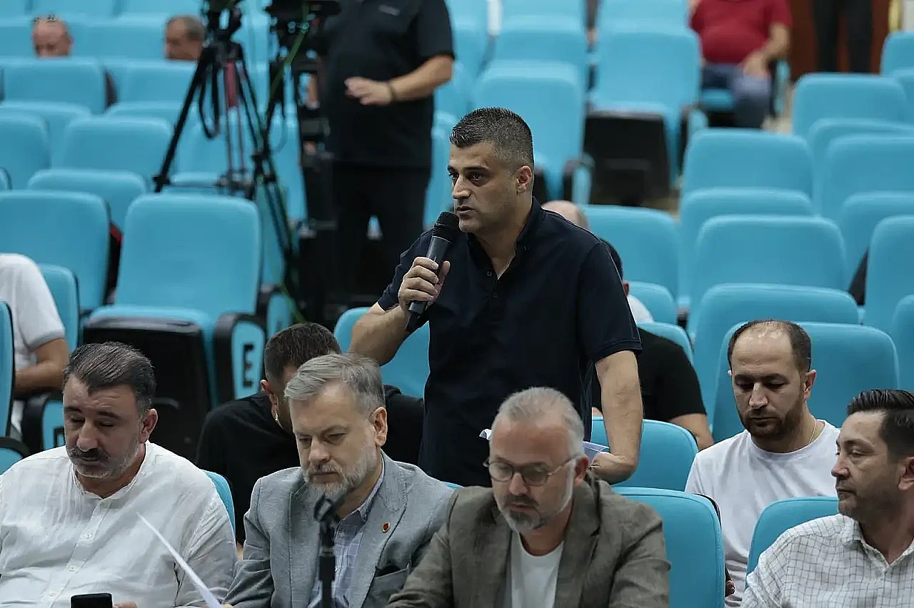 Konak'ta temizlik seferberliği: Meclisten araç kiralama hamlesine tam destek