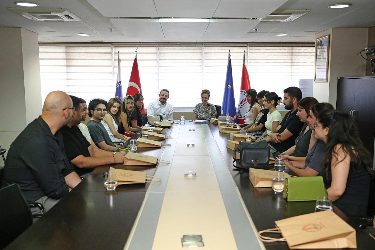 'Karşıyaka'nın Filizleri' dayanışmayla büyüyor