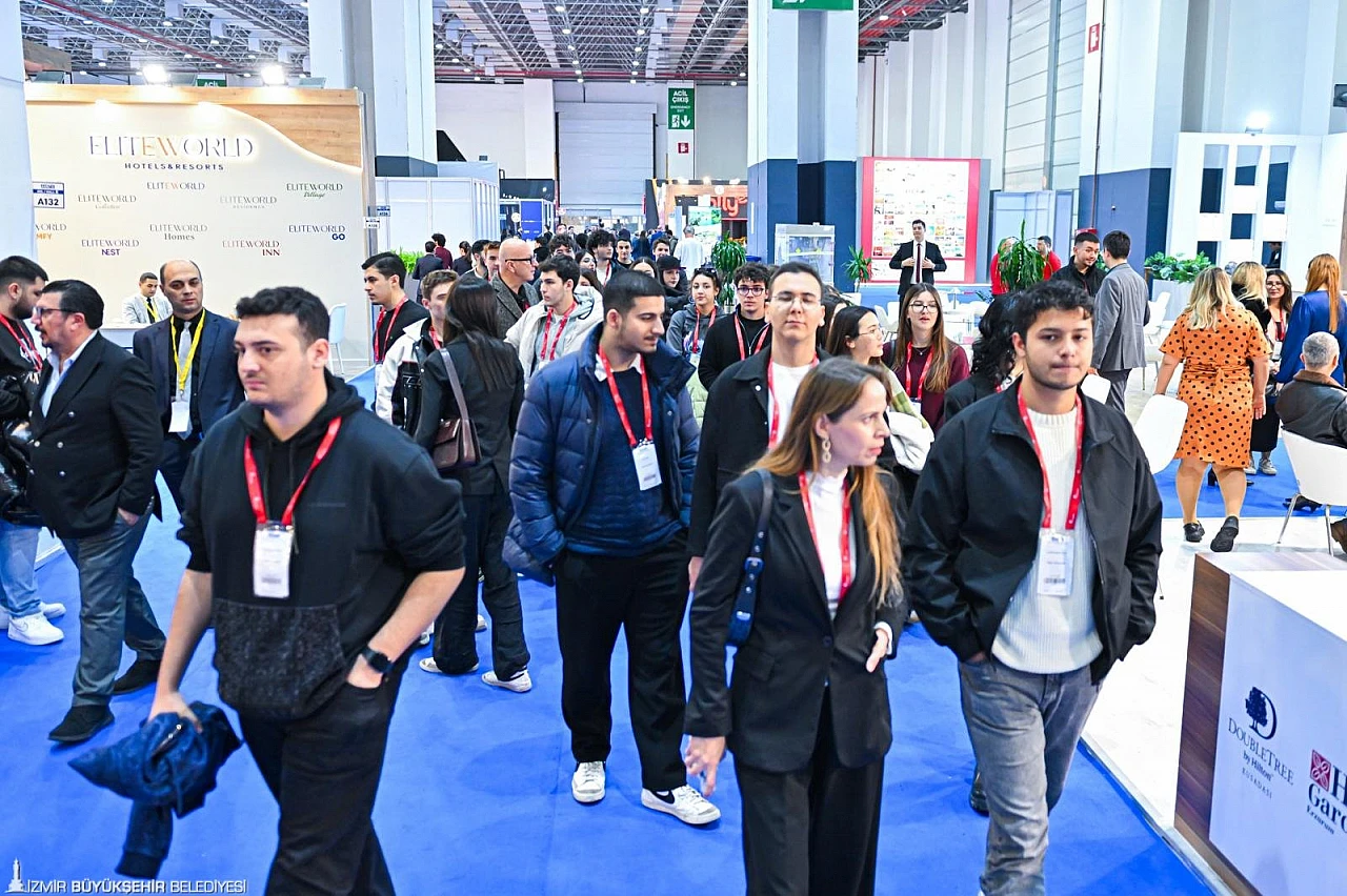 12 Bin 527 Turizm profesyoneli İzmir'de bir araya geldi