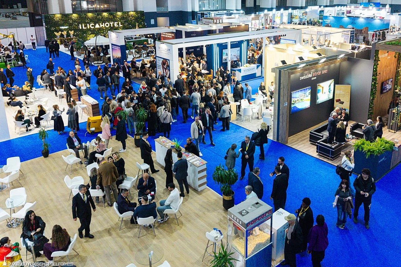 12 Bin 527 Turizm profesyoneli İzmir'de bir araya geldi