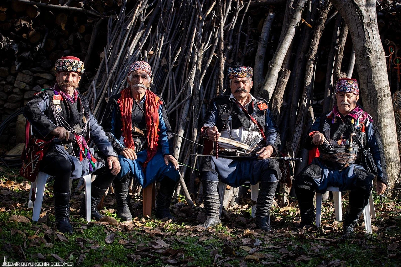 Efelerin topraklarındayız