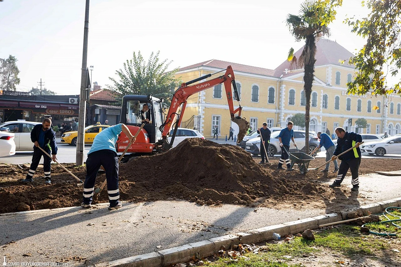 İzmir'de 80 futbol sahası büyüklüğünde Kurakçıl peyzaj dönüşümü tamamlandı