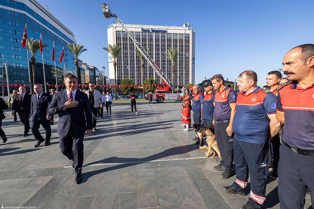 Tugay'dan itfaiye personeline minnet mesajı