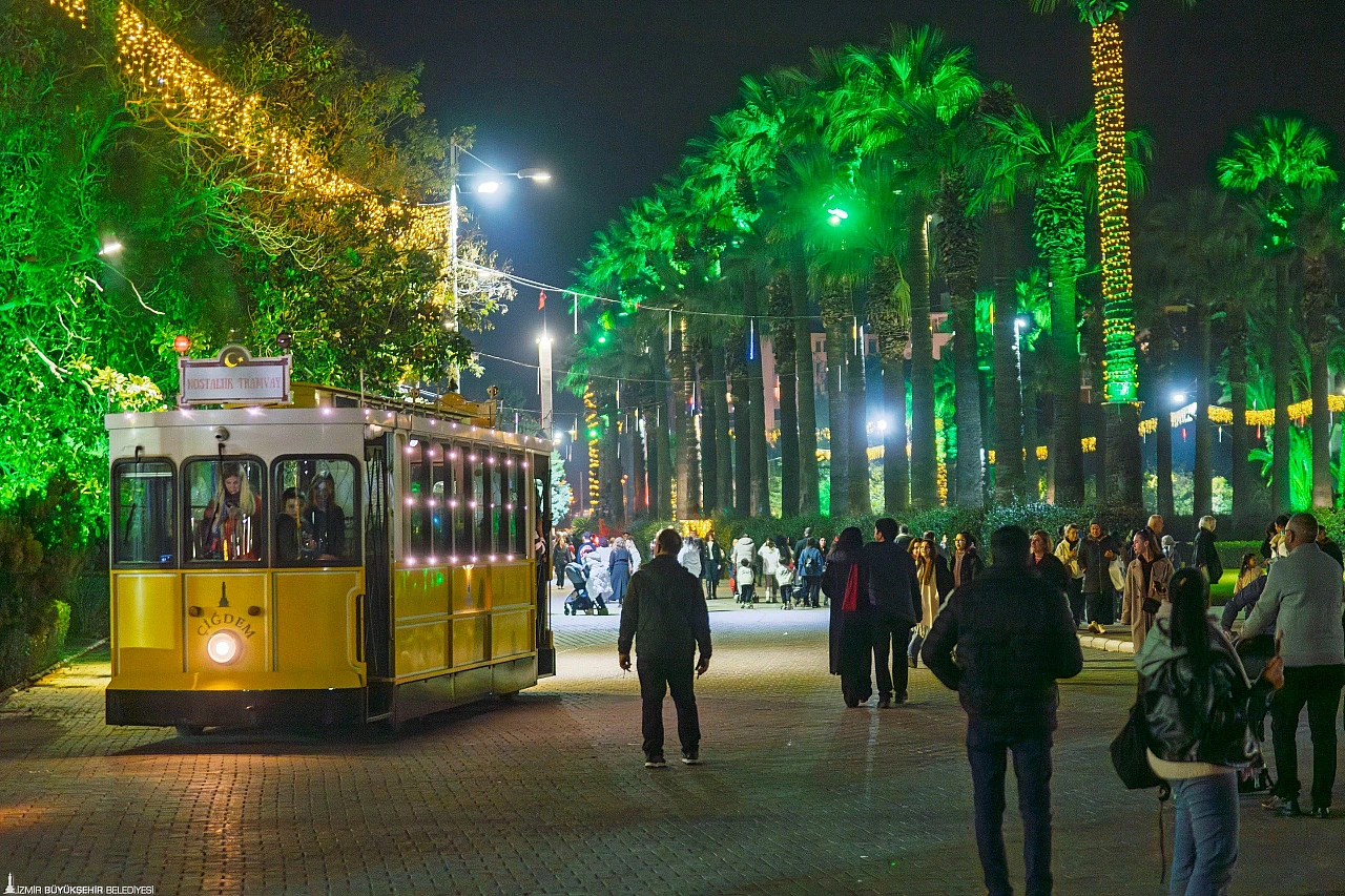 İzmirliler Aralık ayında Kültürpark'ta buluşuyor