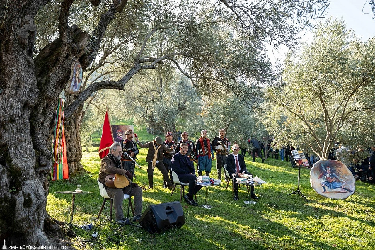 Efelerin topraklarındayız