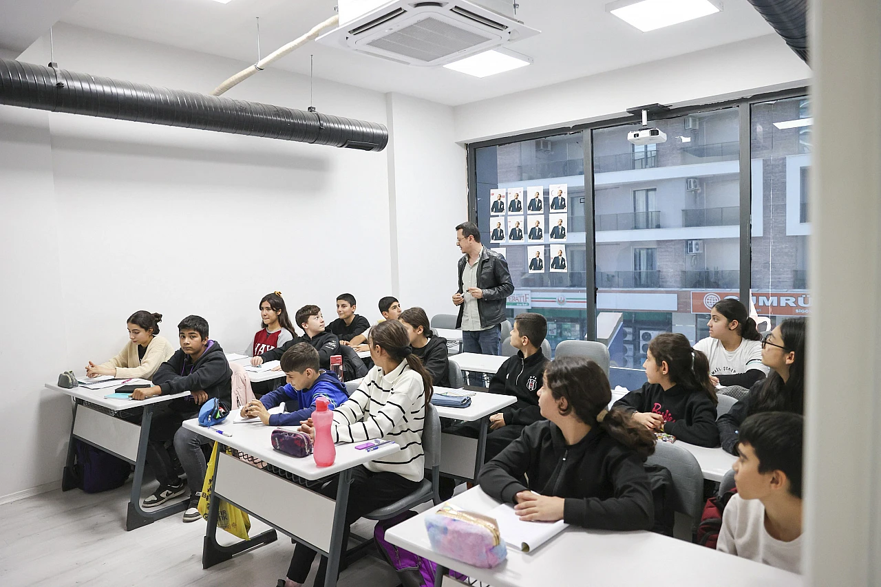 Buca Belediyesi'nden Gediz'de ücretsiz eğitim seferberliği