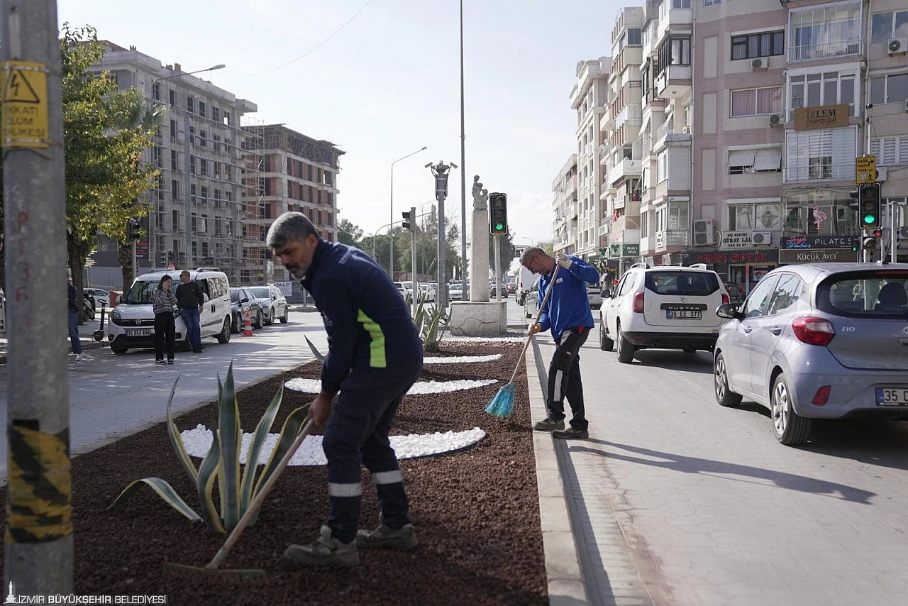 İzmir'de 80 futbol sahası büyüklüğünde Kurakçıl peyzaj dönüşümü tamamlandı