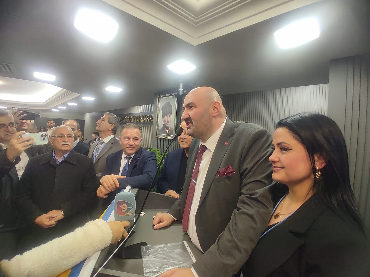 İZMİR FIRINCILAR ODASI'NDA RÖVANŞI DA KEMAL SIRTI ALDI