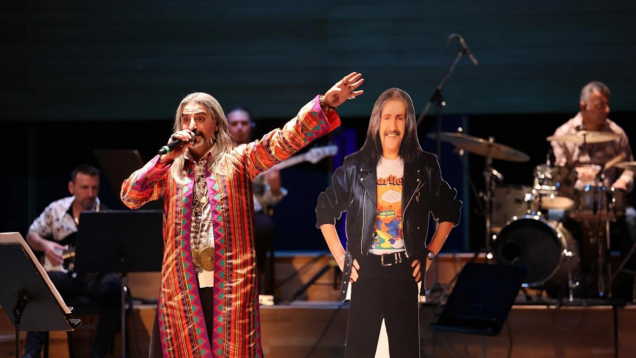 Barış Manço İzmir'de şarkılarıyla anıldı