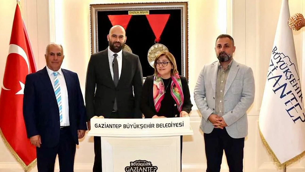 Türkiye'den satrançta çifte başarı