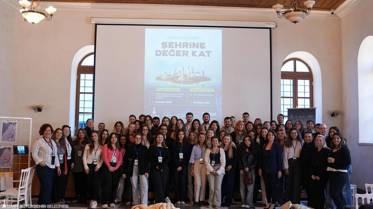 Üniversiteli tasarımcılar Re-Value Projesi için Alsancak'ı yeniden düşündü