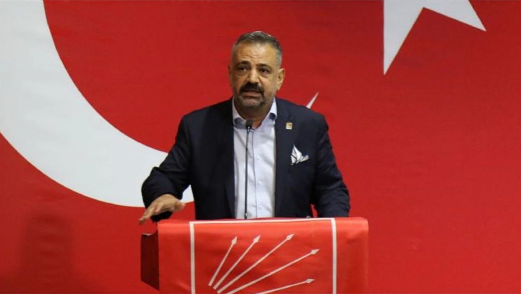 Aslanoğlu'ndan 29 Ekim İçin Çifte Çağrı