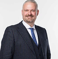 Menemen Belediyesi'nden YKS'ye hazırlanan gençlere 3 milyon TL destek