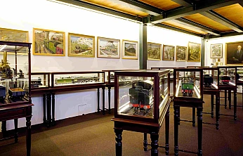 Demir tekerleklerin 200 yıllık yolculuğu Rahmi M. Koç müzesinde