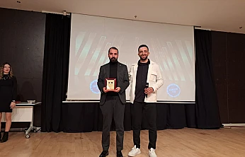 Görüntü Yönetmeni Batuhan Vuruşkanlar'a Altın Sanat Ödülü