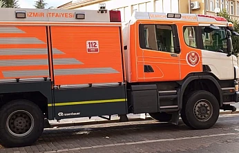 İzmir itfaiyesi deprem sonrası destek için Sındırgı'da