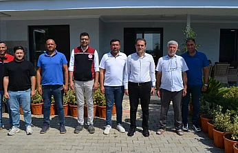Kaymakam Murat Mete'den Bayındır çiçek üreticilerine destek ziyareti