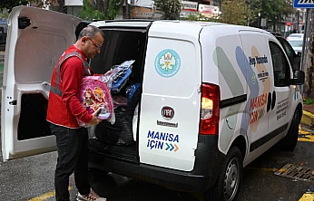 Manisa Büyükşehir Belediyesi'nden 15 bin öğrenciye çanta ve kırtasiye desteği