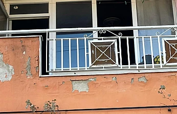 Ödemiş'te apartman dairesinde çıkan yangın korkuttu