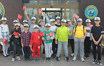 Öğrenciler, dil becerilerini gezerek pekiştiriyor