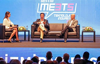 Teknoloji ve İnovasyon zirvesinde uzmanlardan çarpıcı mesaj: 'Yapay Zekâ İnsanlık Tarihinde Yeni Bir Eşik Açtı'