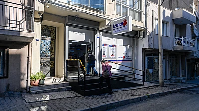 İZMAR'ın 15'inci mağazası Konak Gültepe'de hizmete açıldı