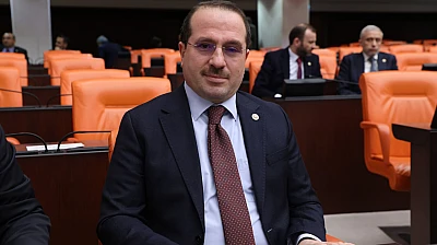 İzmir'de sağlık kadroları güçleniyor: Yeni hekim ve ambulans takviyesi