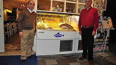 İzmir'in ünlü işletmecisi Fezair Taşçı işyerinde hayatına son verdi