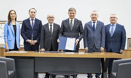 Başkan Tugay'dan Tarihi Ruhsat İmzası