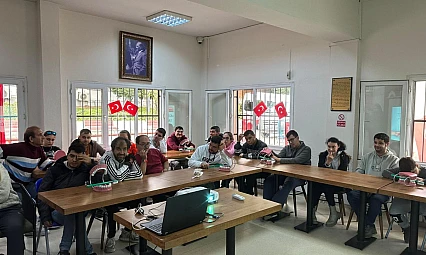 Engelsiz yaşam köyünde özel bireylere ağız ve diş sağlığı eğitimi