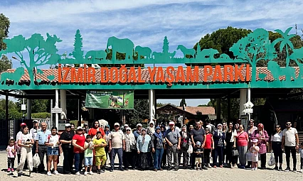 İzmir Büyükşehir Belediyesi'nden Ödemişli afetzedelere moral gezisi