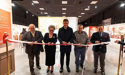 İzmir'in fotoğraf tarihine ışık tutacak sergi açıldı