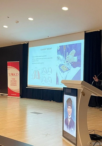 İzmir Büyükşehir Belediyesi'nden 'Nefesini Koru' semineri: Akciğer kanserinde erken tanının önemi vurgulandı