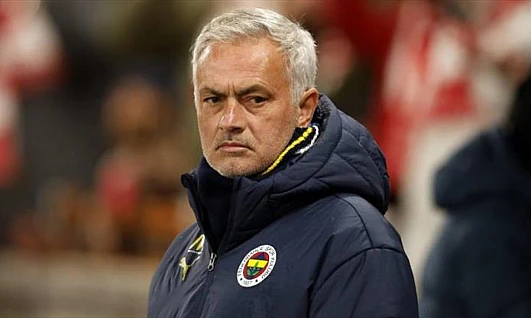 Şampiyonlar ligi kader maçı öncesi Mourinho'dan ilk 11 sürprizi!