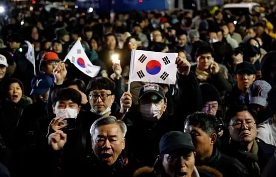 Güney Kore'de Sıkıyönetimi Parlamento Kaldırdı