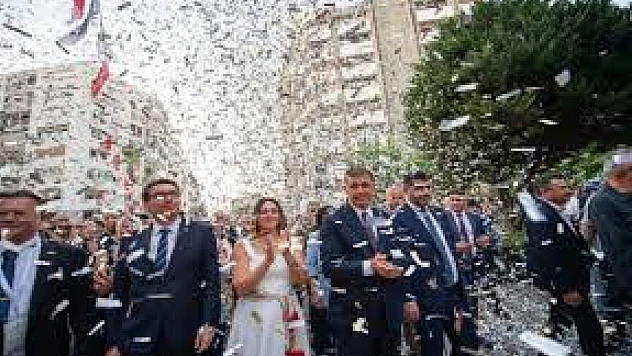 94. İzmir Enternasyonal Fuarı renkli kortejle başladı!