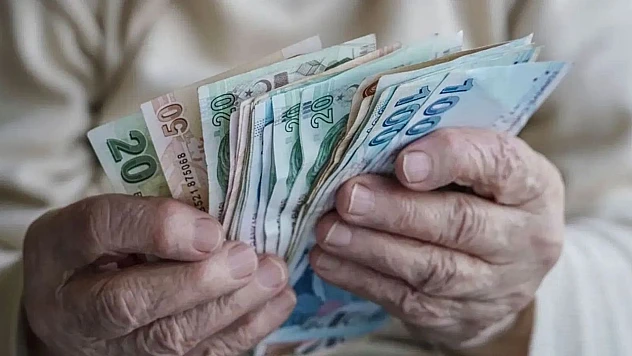 Ankara kulislerinden detaylar: Emekli bayram ikramiyesi ne kadar olacak?
