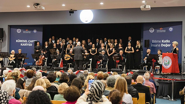 Balçova Koroları İzmir'de beğeni topladı