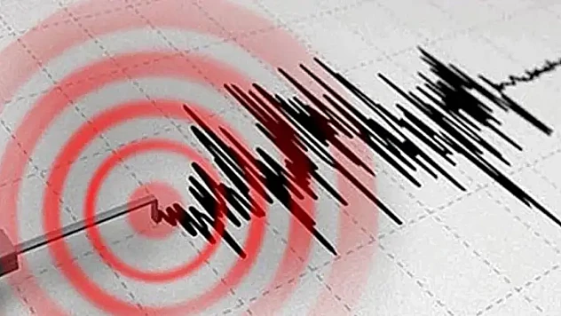 Balıkesir'de 4.2 büyüklüğünde deprem: İzmir'de de hissedildi